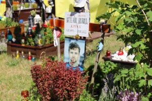 Учасники заходу на Личаківському кладовищі — фото 3