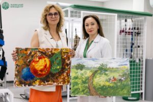 Картини від дітей для онкоцентру